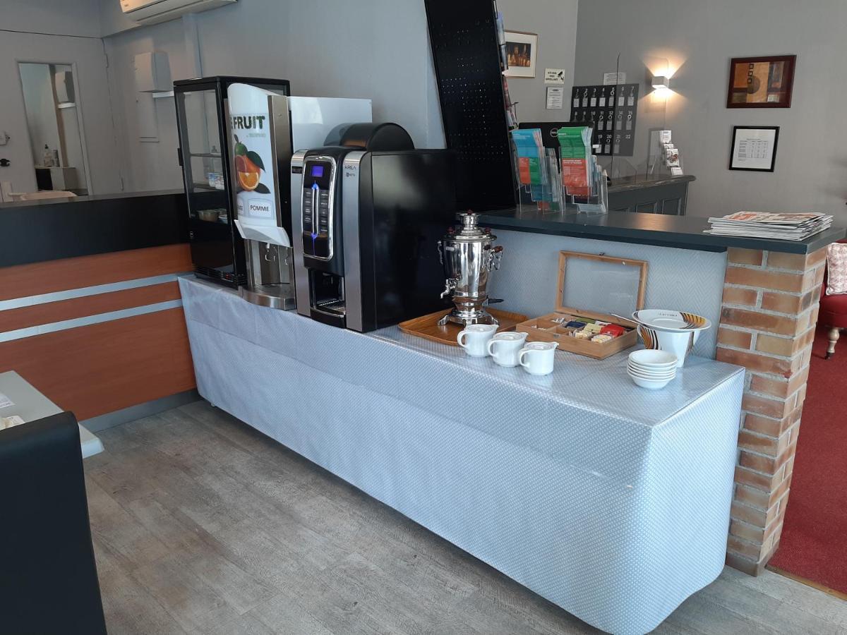 Le Royalty Hotel Angers Buitenkant foto